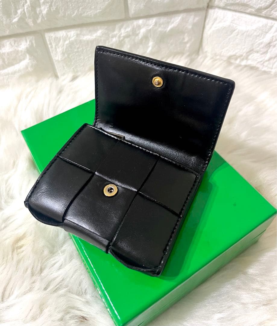 【まるお】BOTTEGA VENETA ボッテガ カセット三つ折り財布