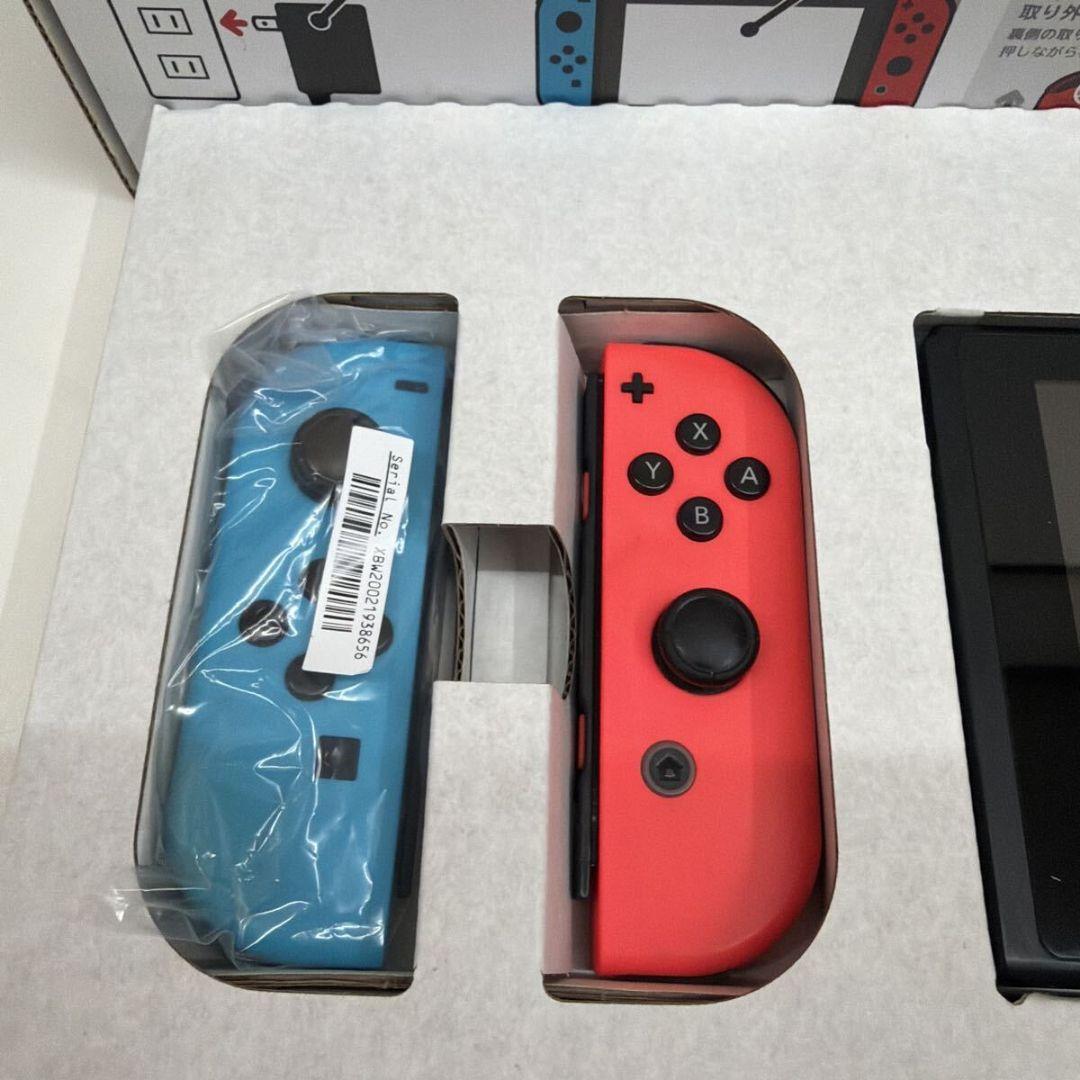 s*y様 Nintendo Switch 本体 青/赤 ジョイコン付き