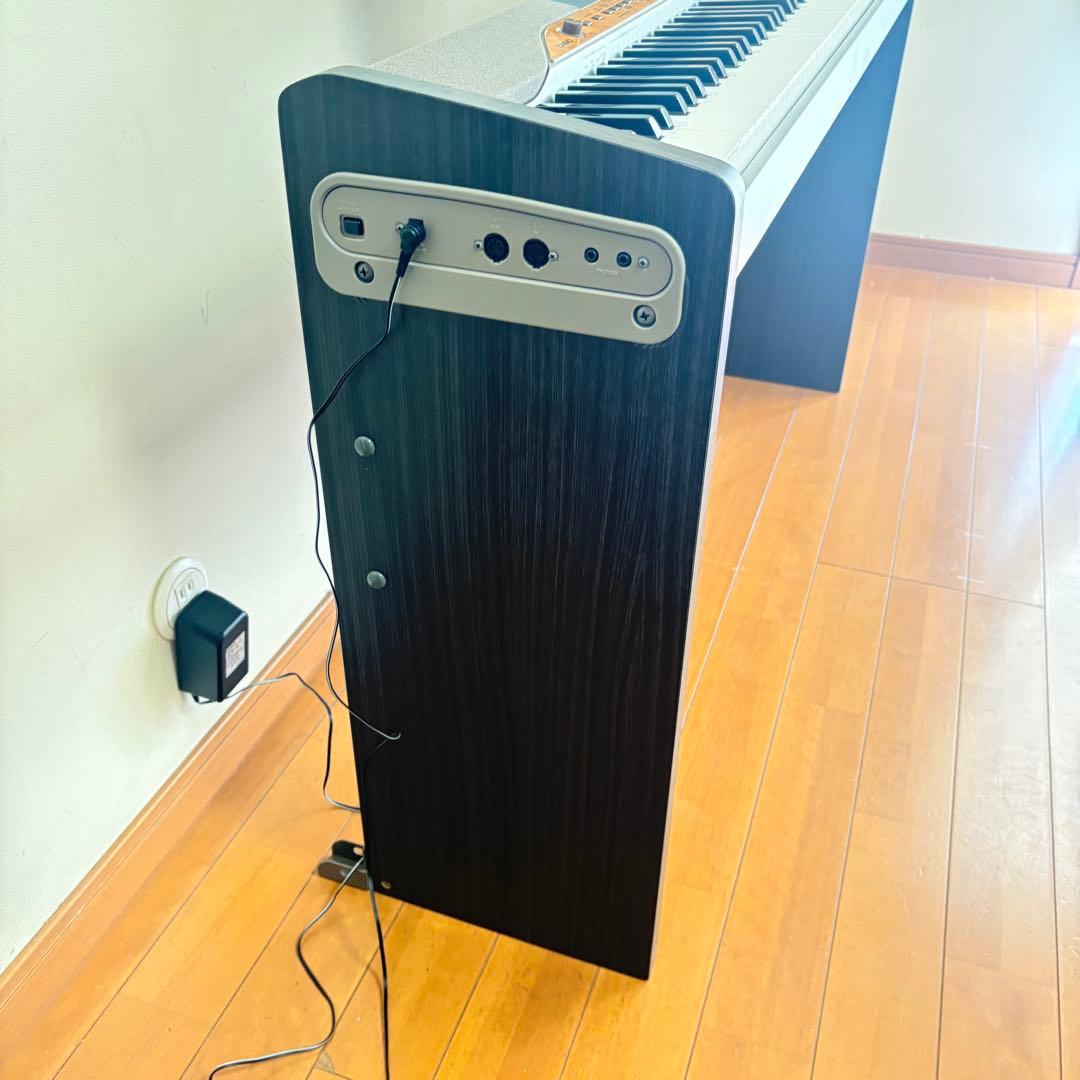 【美品•送料込み】CASIO電子ピアノ Privia PX-110 スタンド付属
