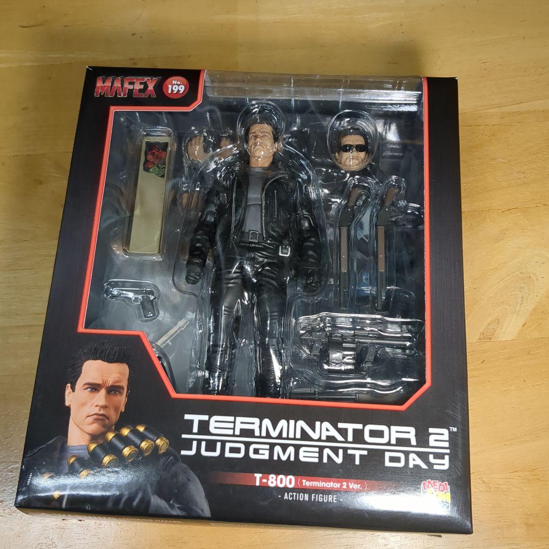 MAFEX No.199 T-800(ターミネーター2)