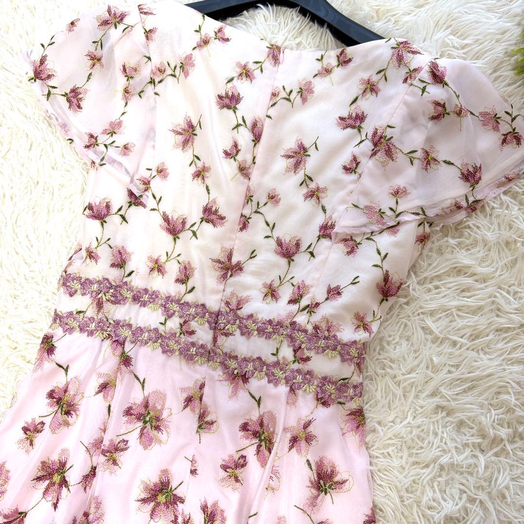 【未使用　タグ付き】マートル　トッカ　サイズ6 花柄　刺繍　手洗い可　ワンピース