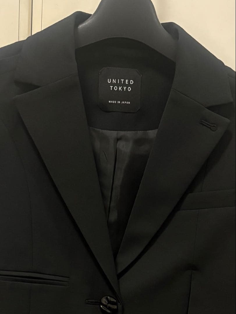 【UNITED TOKYO】 cropped jacket