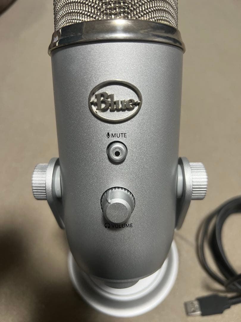 Blue Yeti USBコンデンサーマイクBM400S