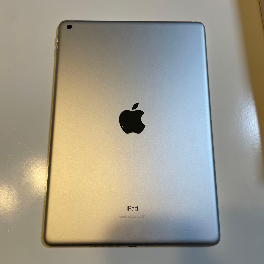 【箱付き】iPad 10.2インチ 第9世代 Wi-Fi 64GB