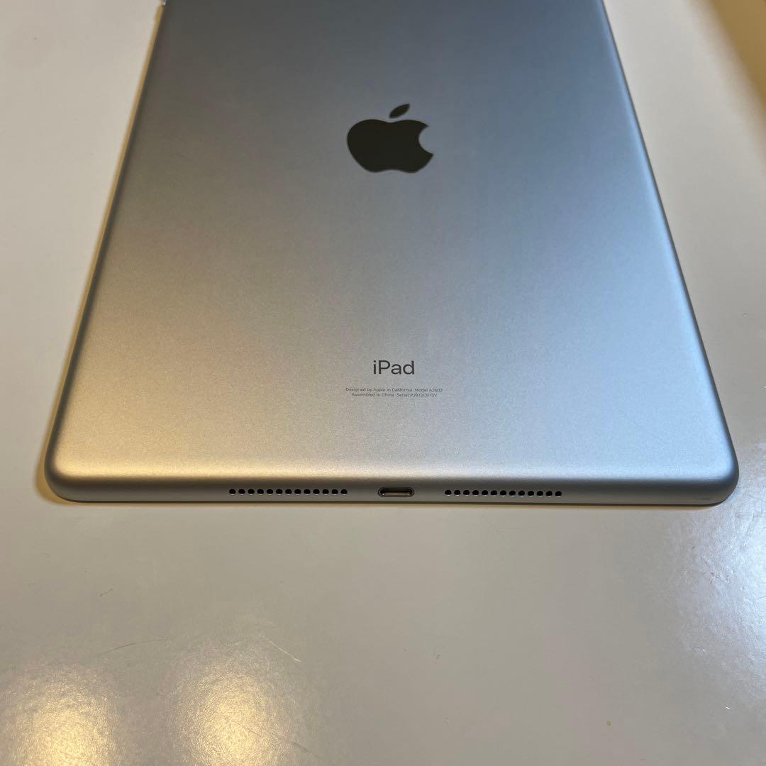 【箱付き】iPad 10.2インチ 第9世代 Wi-Fi 64GB