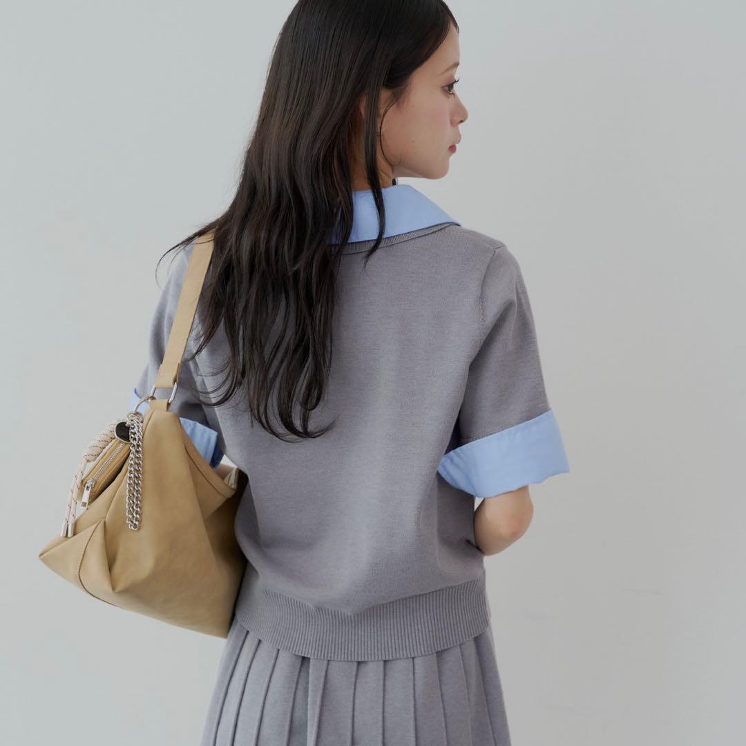 新品 タグ付き Chico 刺繍入り襟付きポロニット トップス