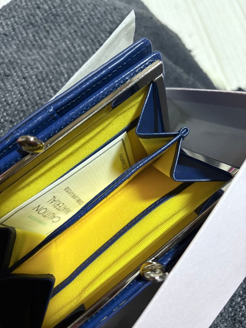 VivienneWestwood 二つ折り財布ヴィヴィアン 定価3万5千