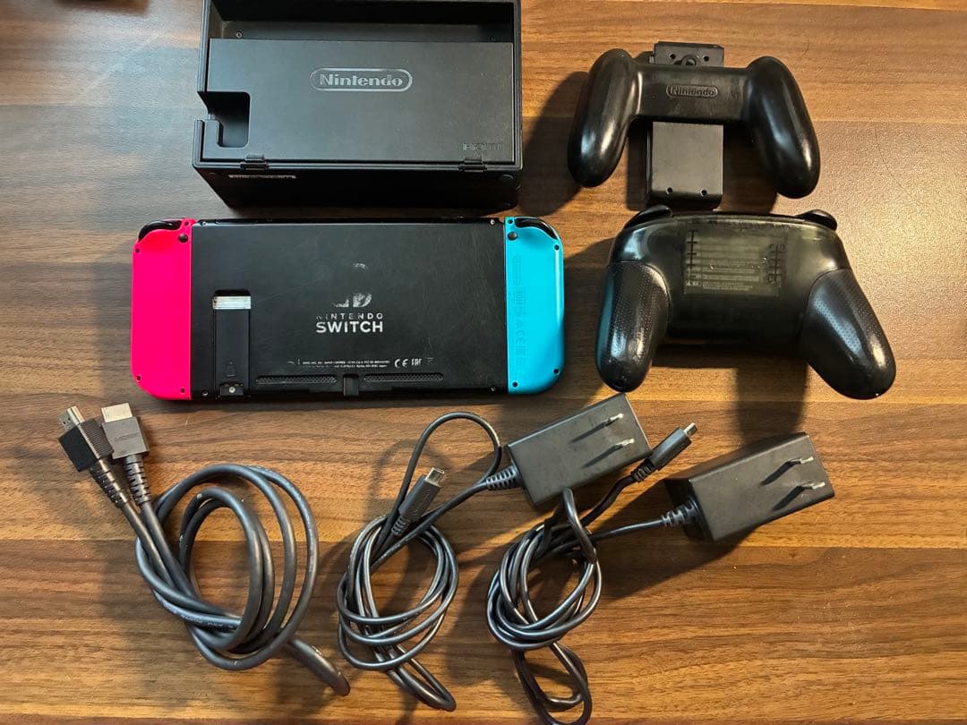 Nintendo Switch本体、水色ピンク/Joy-Con、プロコン
