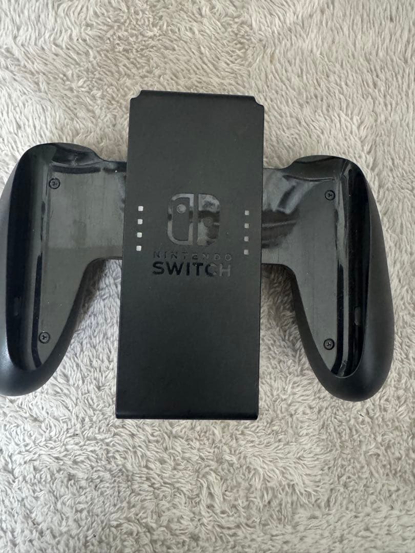 Nintendo Switch 青と黄のJoy-Con