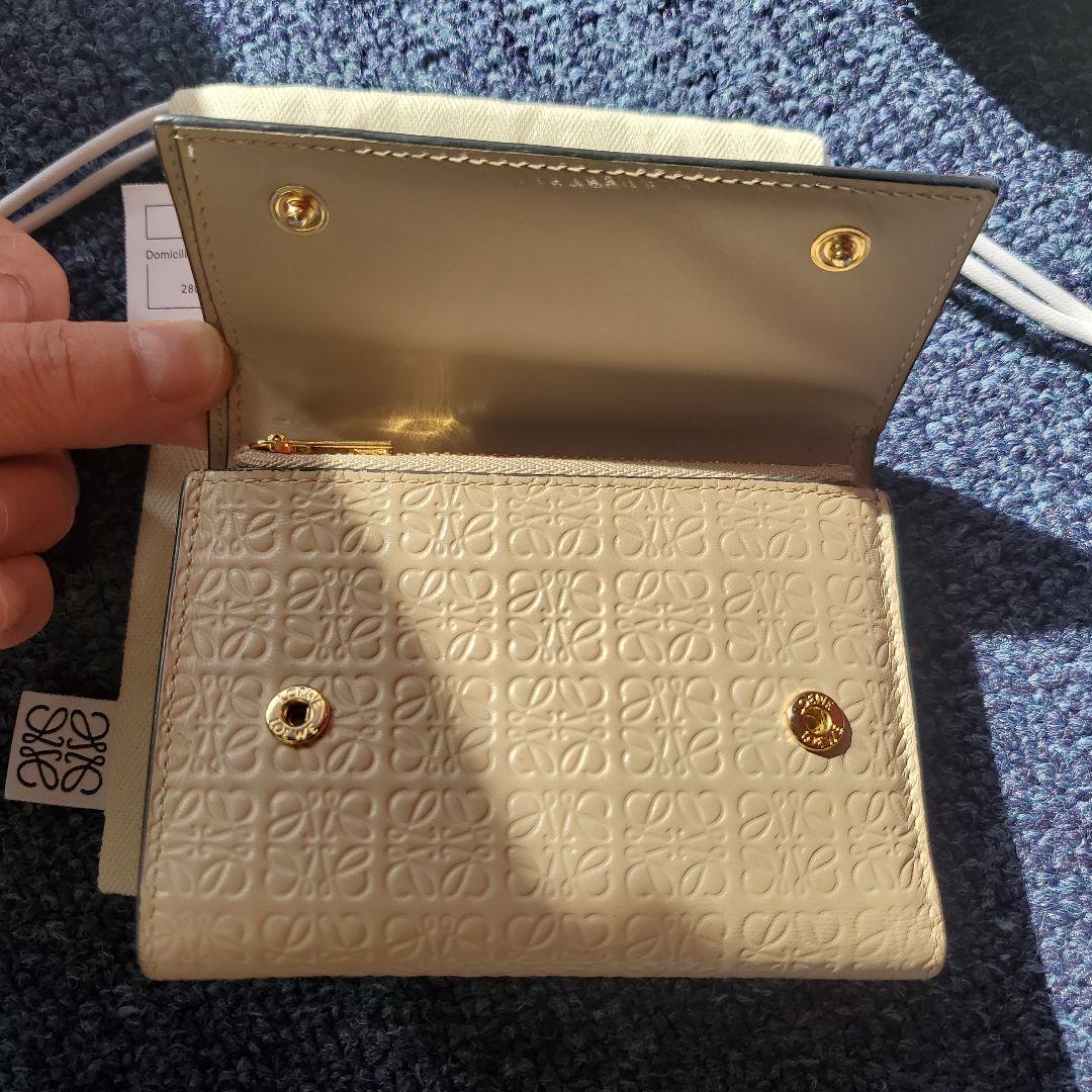 LOEWE ロエベ リピートアナグラム スモール バーティカルウォレット