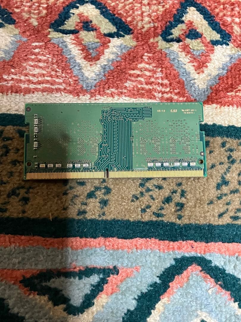 メモリー SAMSUNG DDR4-3200AAPC4-25600 8GB SO-DIMM