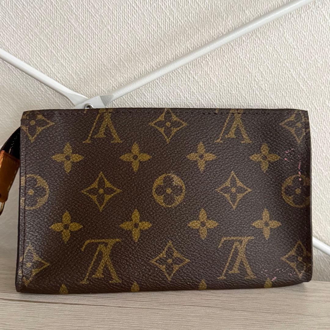 Louis Vuitton 折り財布、ポーチ