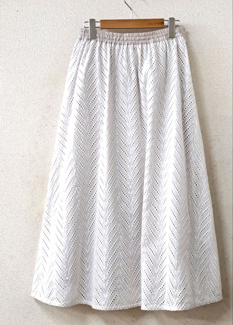 ◆le ciel◆リバーシブル刺繍レーススカート　オフホワイト