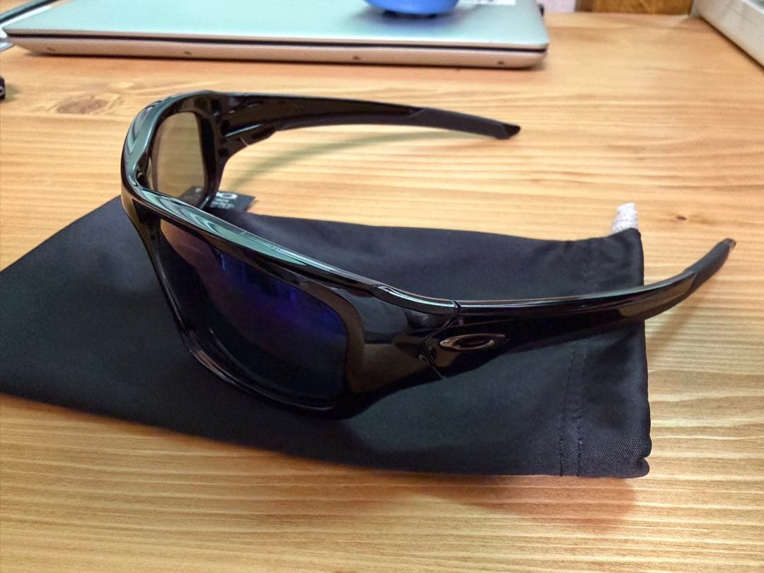 美品OAKLEY VALVEオークリーバルブサングラス