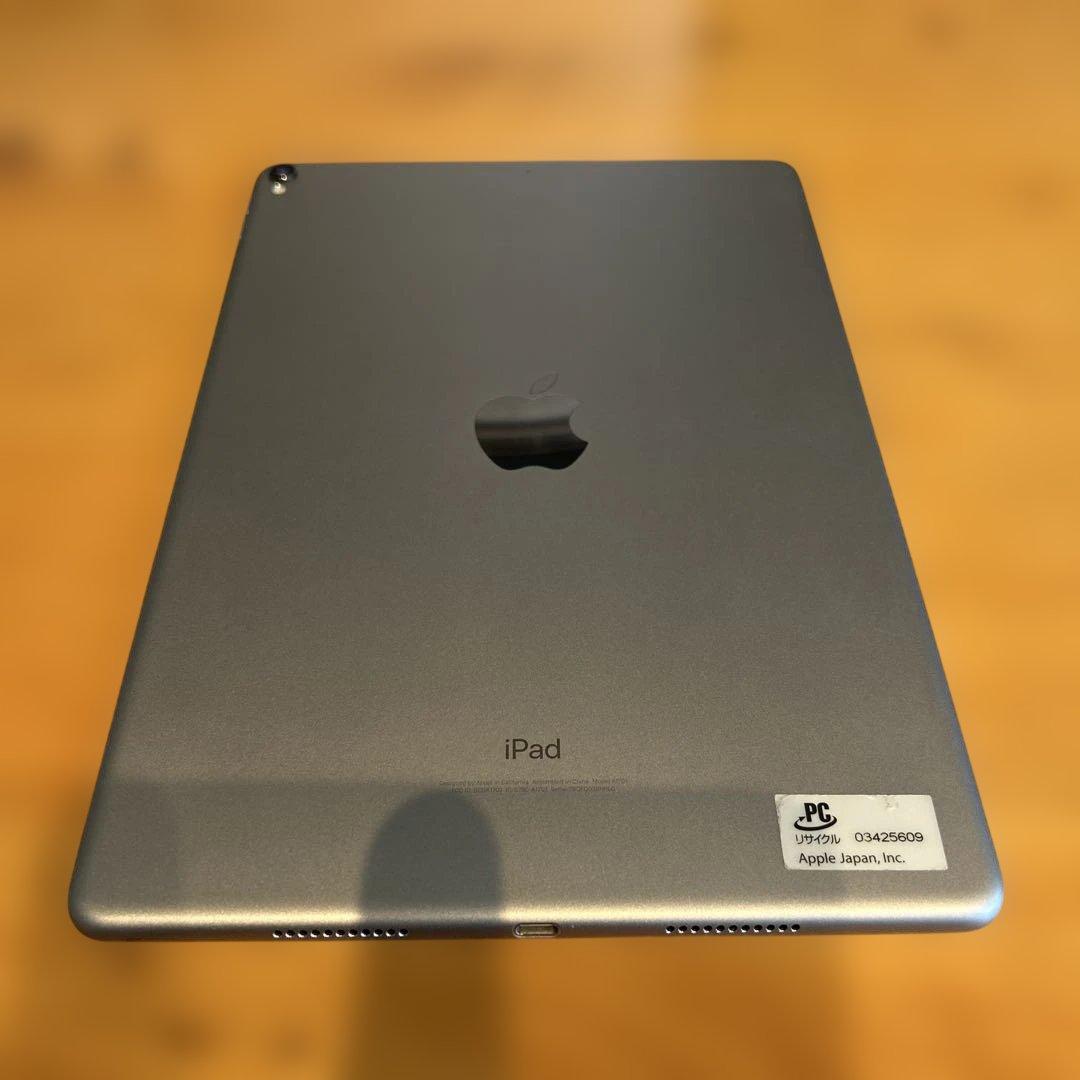 iPad Pro10.5インチ 256GB スペースグレー　純正カバー付