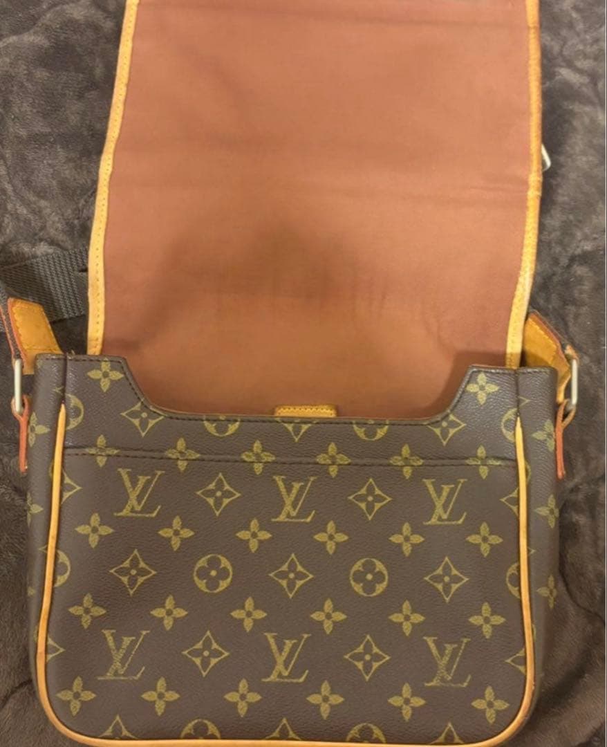 LOUIS VUITTON リポーターPM ルイヴィトン　ショルダーバッグ