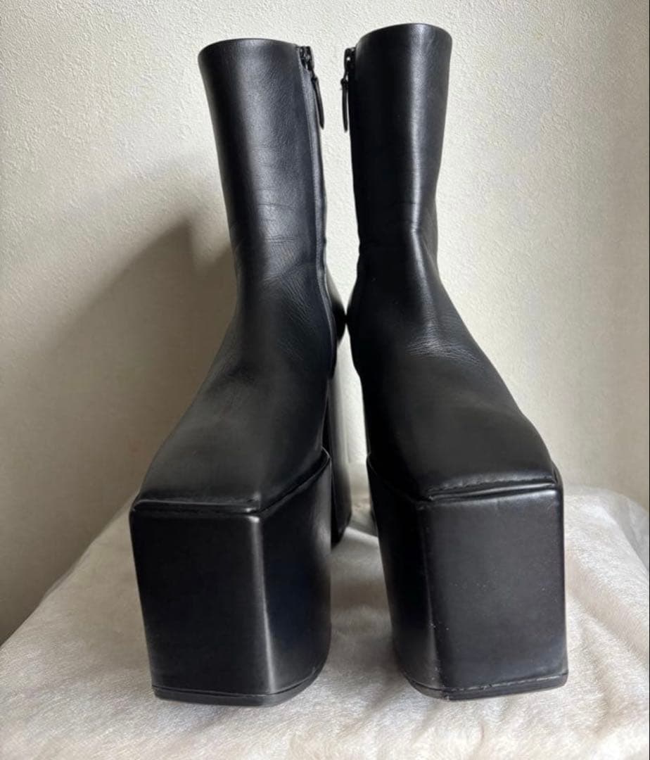 BALENCIAGA プラットフォームブーツ