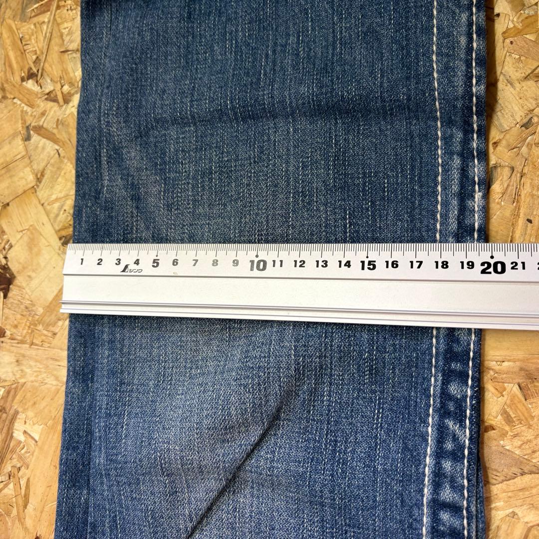 True Religion BOBBY Big T 29 ストーレート