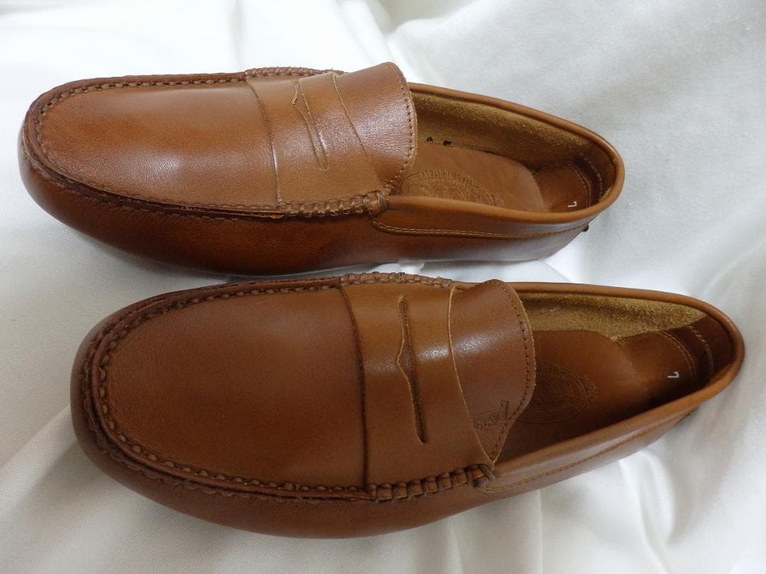 トッズ　ブラウンレザー　ドライビングローファー　25.5㎝　未使用　TOD'S