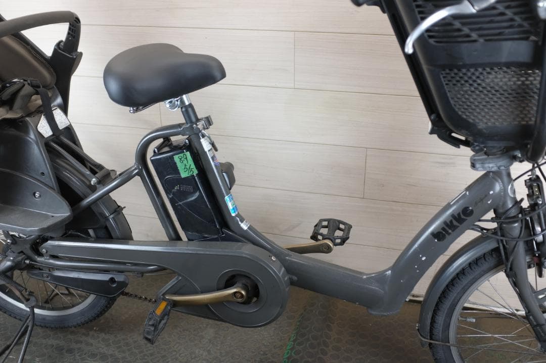 N*h様 BS 　Bikke　20インチ　3段　8.9Ah（5点灯）充電器あり