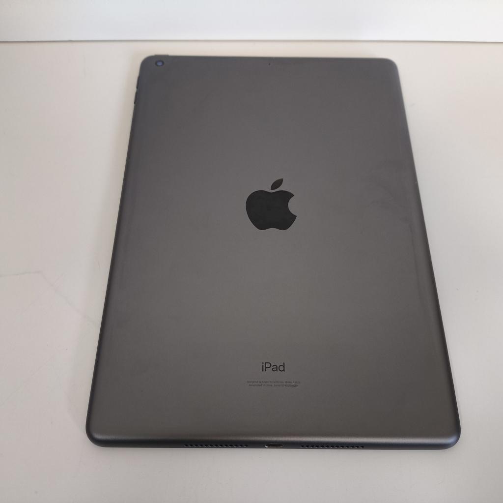 iPad 10.2インチ　第9世代　Wi-Fi 64GB No421