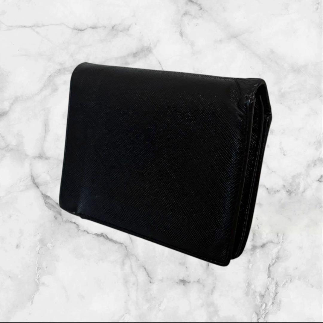 美品✨ PRADA プラダ 二つ折り財布 サフィアーノ ブラック 三角ロゴ