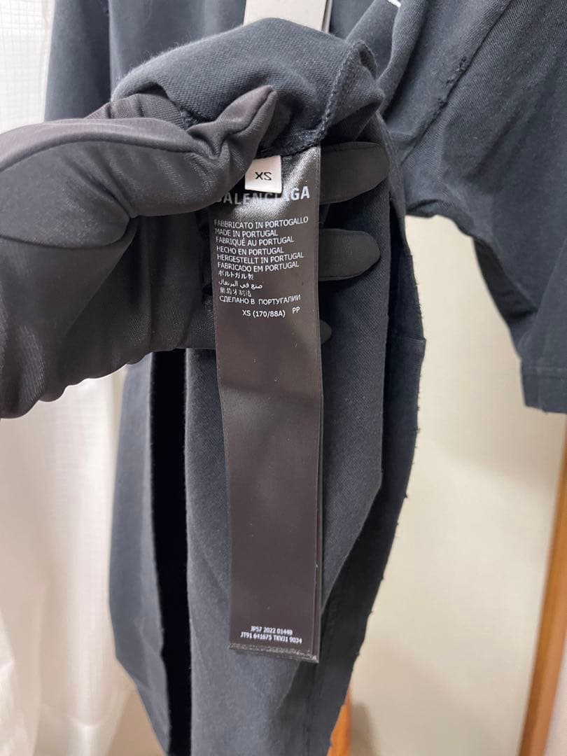 新品未使用 Balenciagaバレンシアガ半袖Ｔシャツ ブラック ダメージ加工