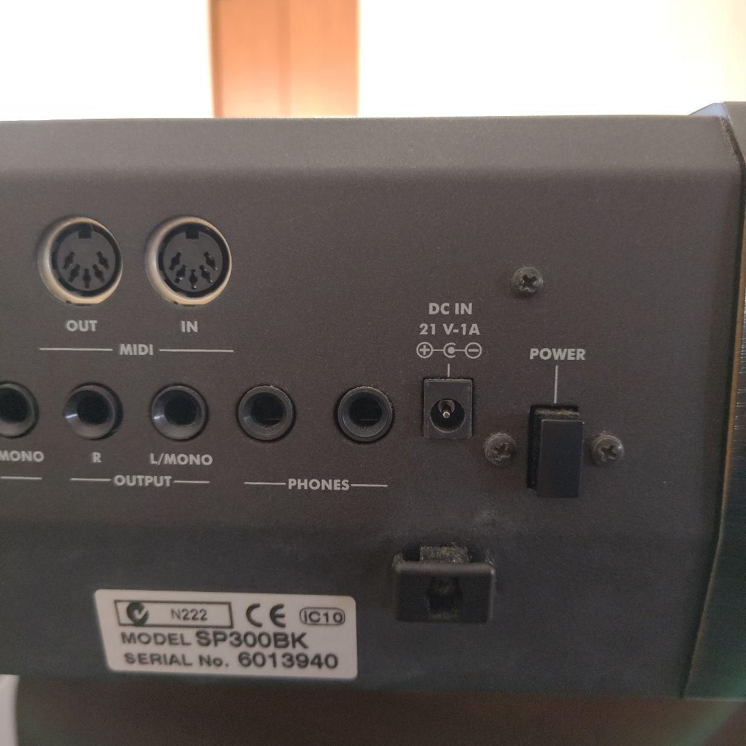 KORG 88鍵電子ピアノ（ジャンク品）と収納ケース