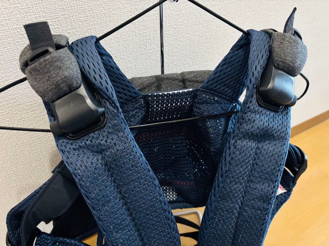 【ほぼ未使用】ベビービョルン　ハーモニー　抱っこ紐　ネイビー