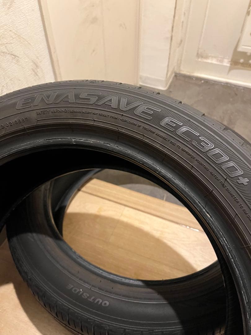 パート②送料込22年製！ダンロップエナセーブEC300+215\50-18 ２本