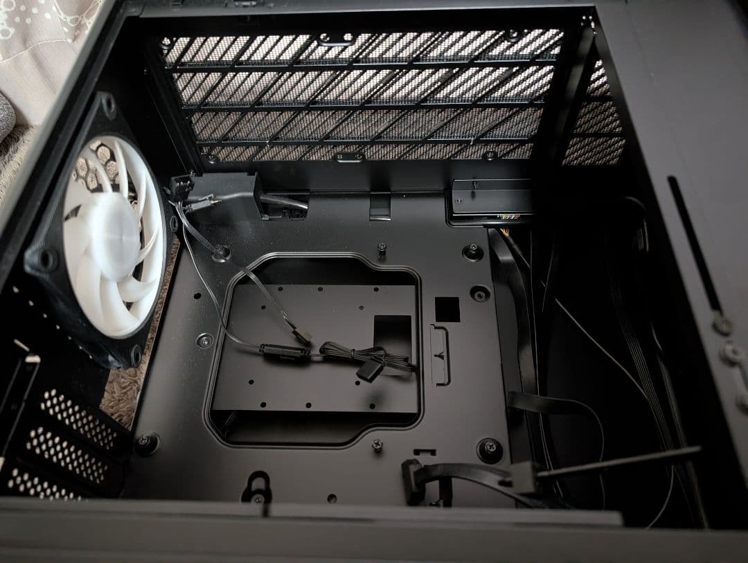 inwin a3 pc ケース ＋ 玄人志向 650w 電源 セット