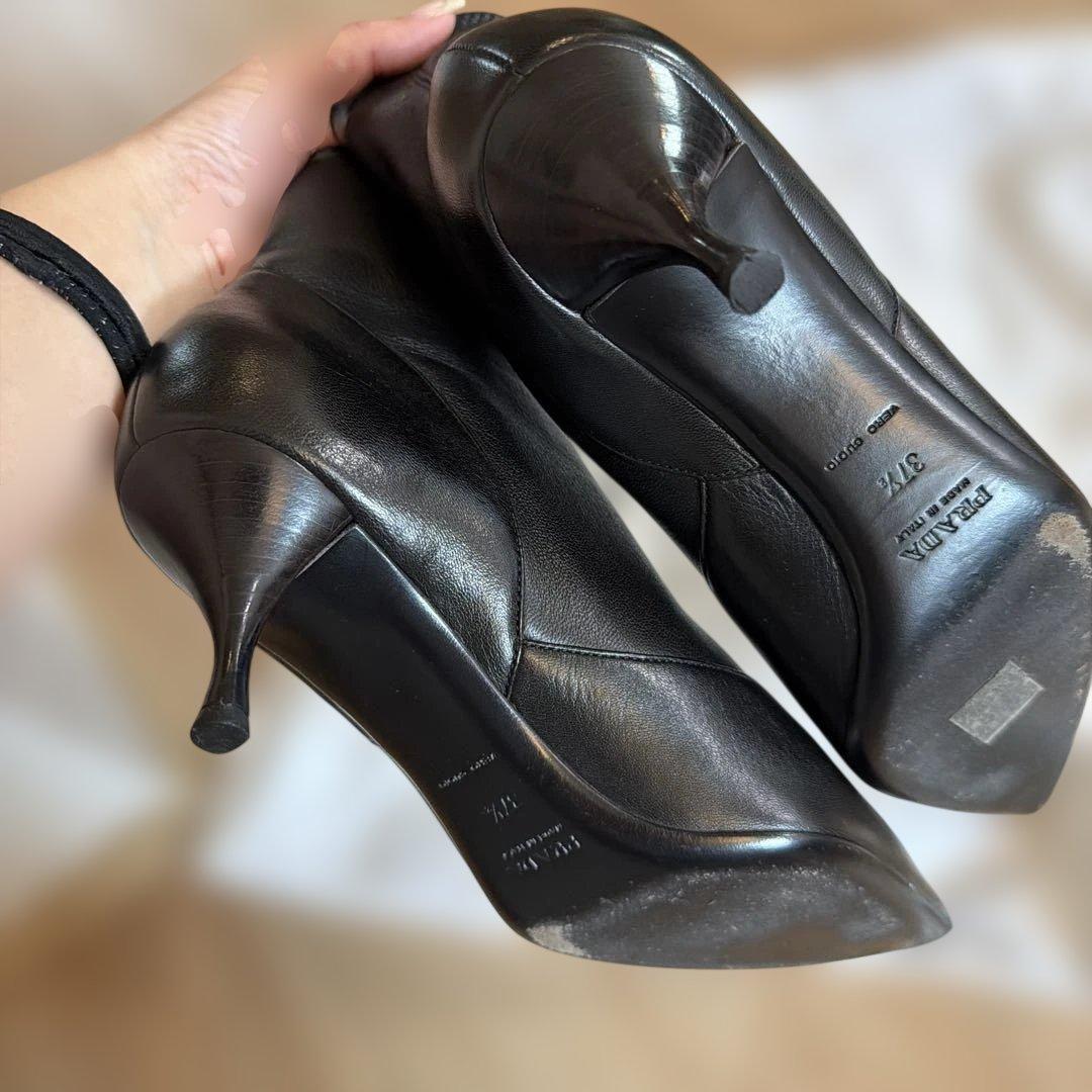 美品 PRADA ショートブーツ ブラック レザー ポインテッドトゥ24.5cm
