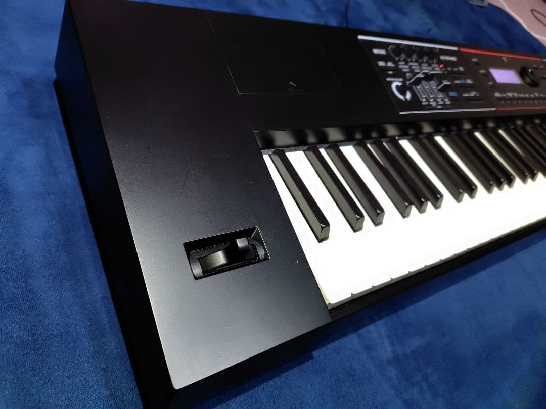 Roland JUNO-DS 88 シンセサイザー