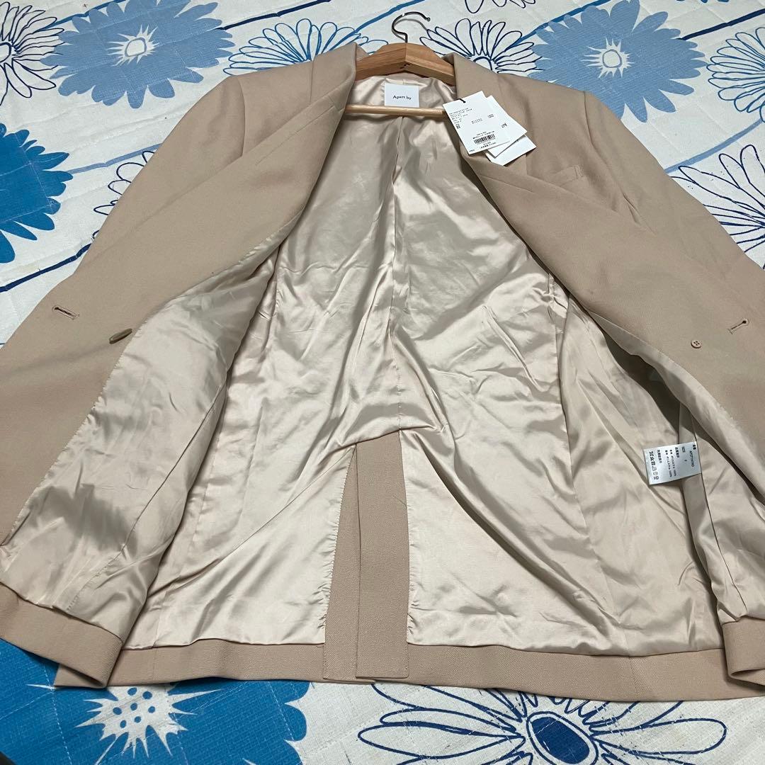 【希少・新品】Apart by 現行タグ　金ボタン　ダブルブレスト　ジャケット