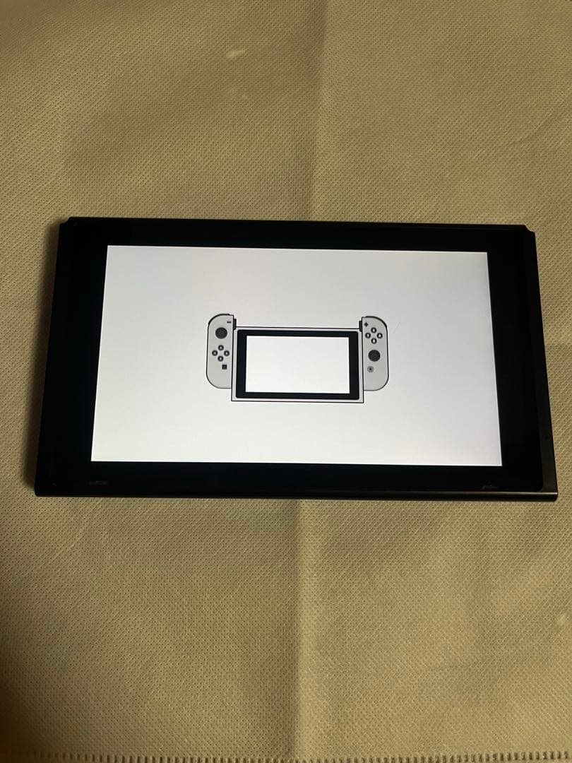 Switch本体 64GBメモリーカード付き