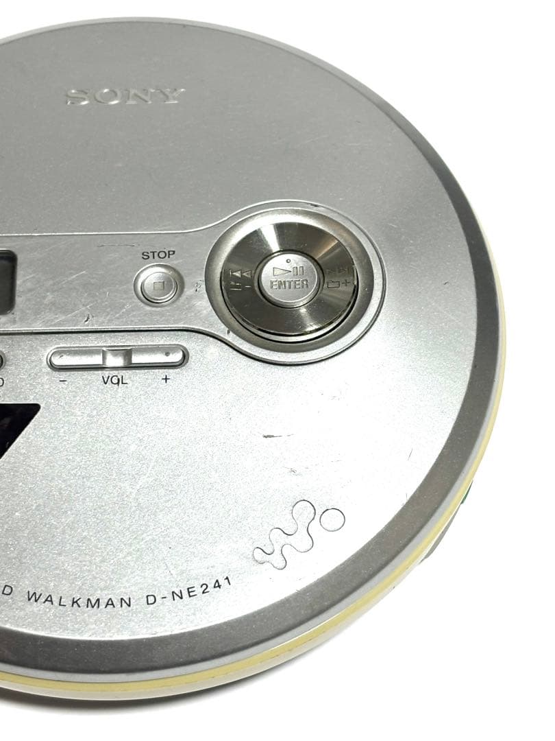 SONY CDウォークマン D-NE241 動作品 シルバー
