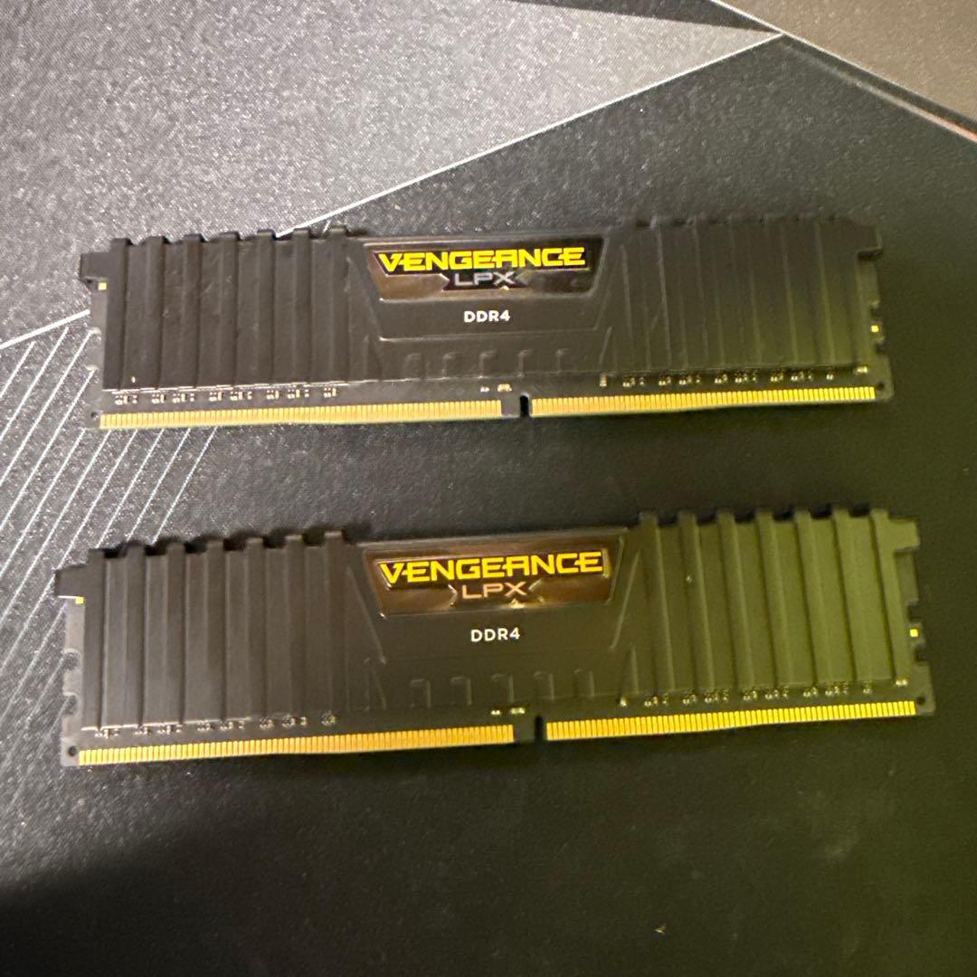 動作確認済み Corsair Vengeance DDR4 メモリ 16GB