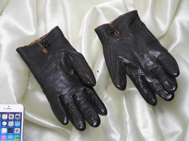 円熟した大人の手元に映えるポールスミス Paul Smithカシミヤ本革グローブ