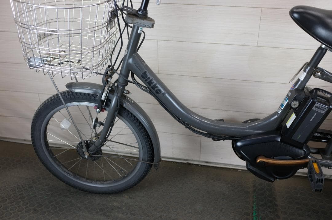K*2様 BS Bikke２　20インチ　3段　8.7Ah(4点灯）充電器あり
