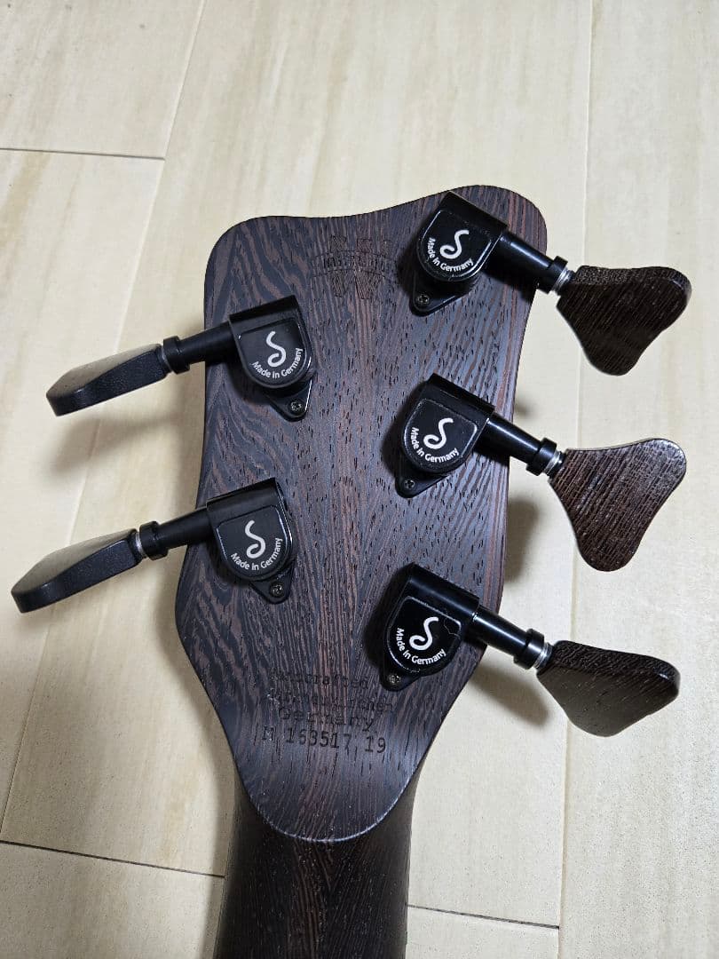 ベース Warwick Custom Shop Thumb Bass NT5
