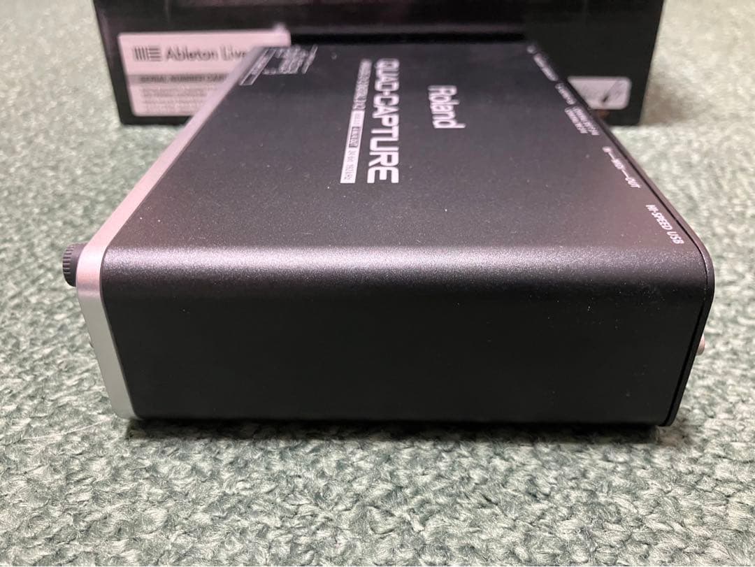 Roland QUAD-CAPTURE オーディオインターフェイス