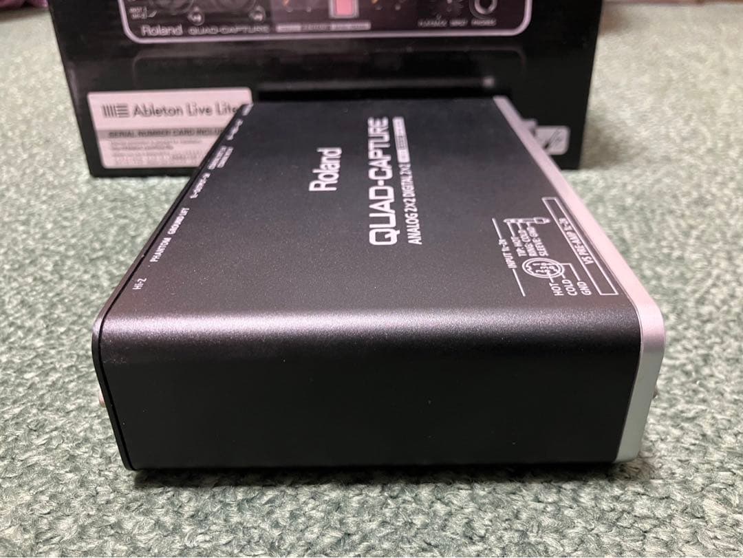 Roland QUAD-CAPTURE オーディオインターフェイス