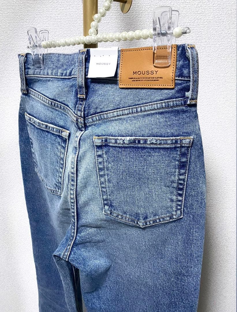 新品 タグ付き MOUSSY MVS ハイウエスト フレアデニム 25 ブルー