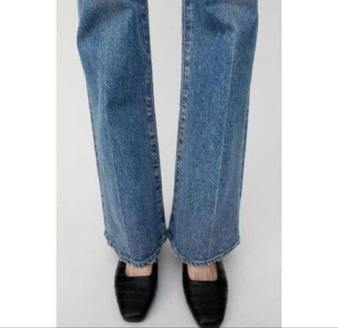 新品 タグ付き MOUSSY MVS ハイウエスト フレアデニム 25 ブルー