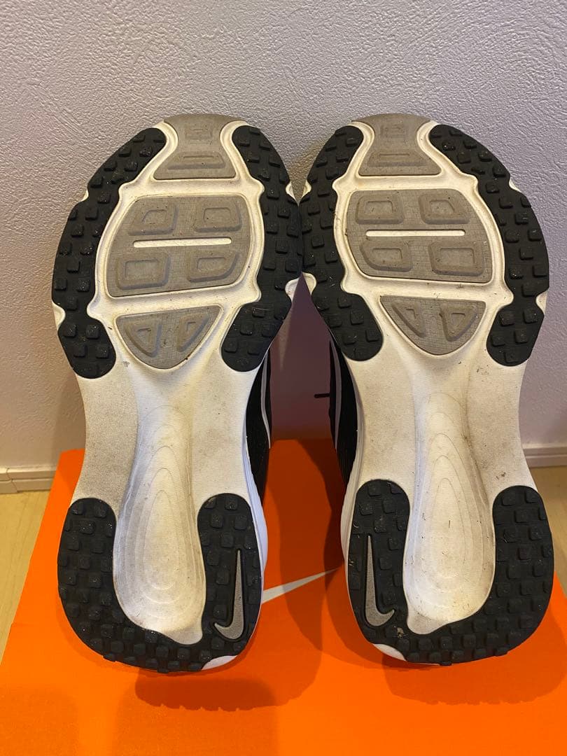 NIKE VOMERO 18 ランニングシューズ 26.5cm 美品