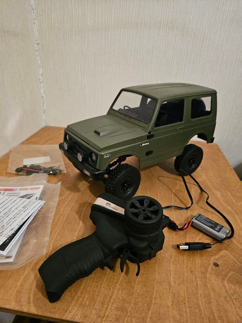 WPL JAPAN スズキ ジムニー 1/10ラジコン 4WD四輪駆動RCカー