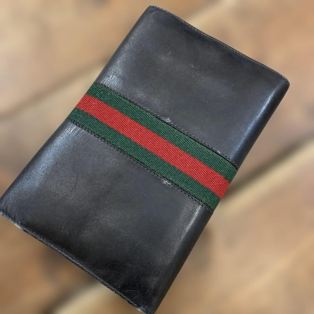 Gucci ネイビーレザー 二つ折り財布