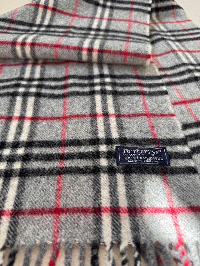 未使用級BURBERRY ノバチェック柄 マフラー
