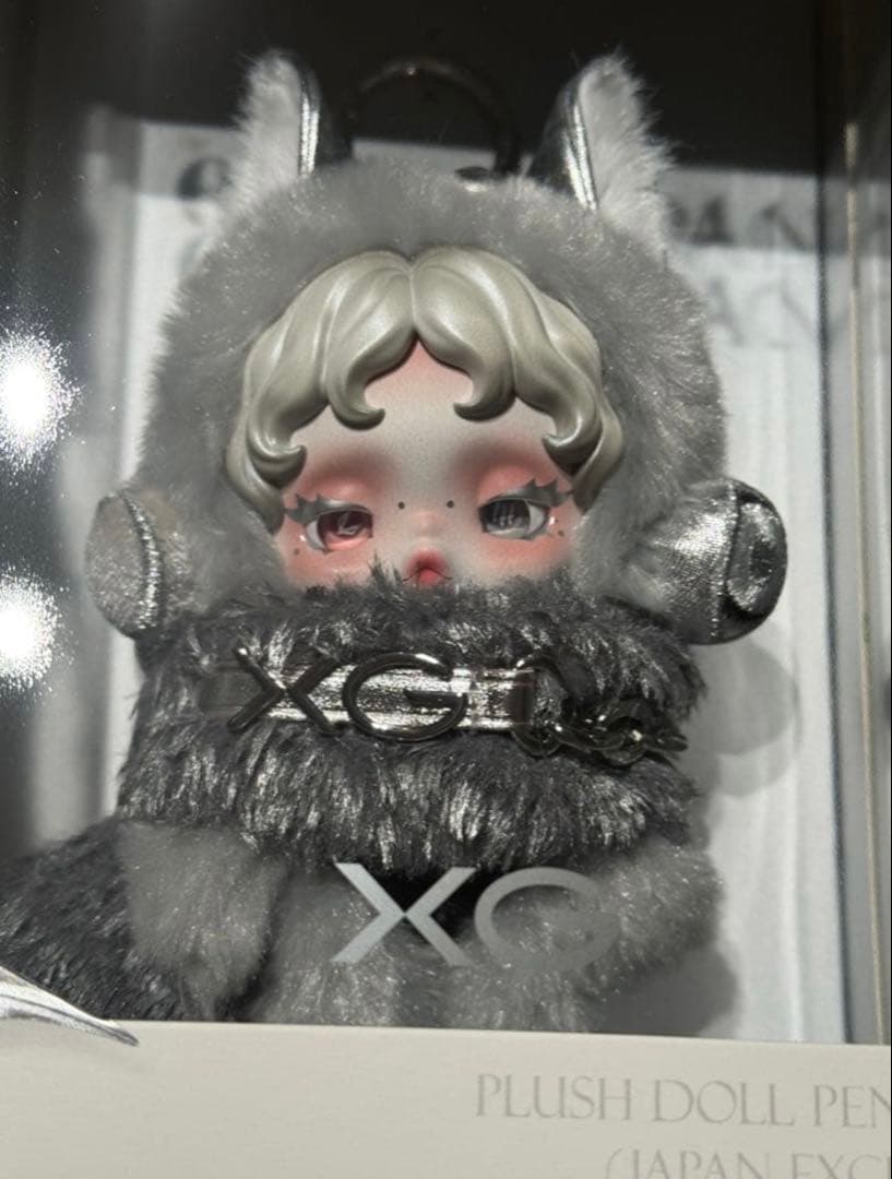 日本限定・正規品SKULLPANDA × XG ぬいぐるみペンダント グレー2点