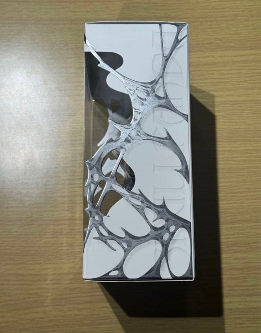 日本限定・正規品SKULLPANDA × XG ぬいぐるみペンダント グレー2点